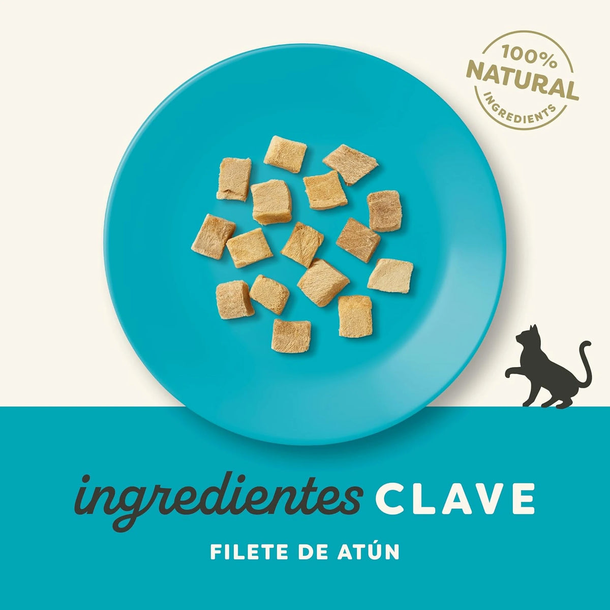 Plato turquesa con los trocitos y una lámina de ingredientes del fabricante