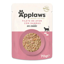 Envase individual de comida húmeda para gatos, con la receta de atún y gambas en caldo