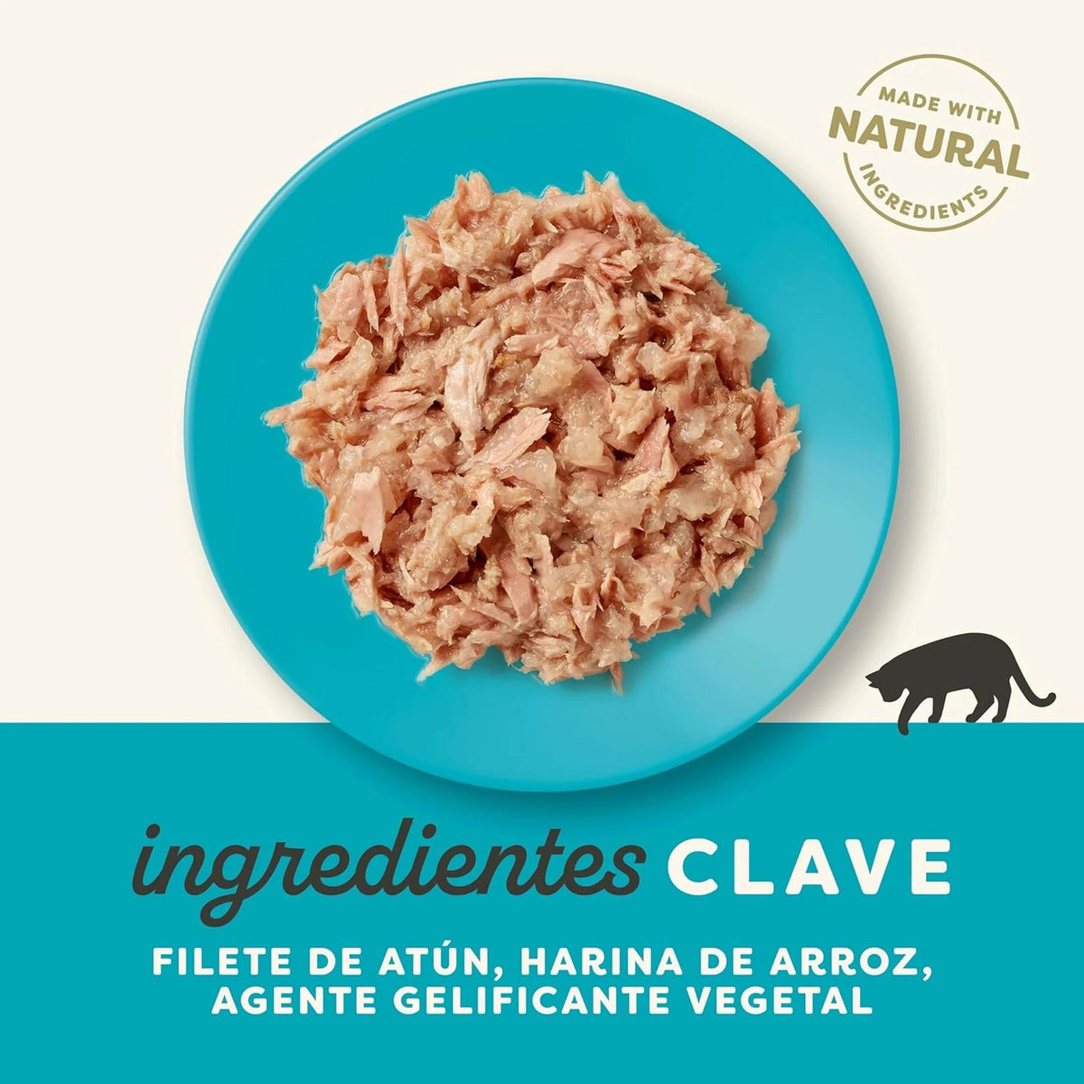Cuenco con la comida servida de este sobre de atún para gatos.