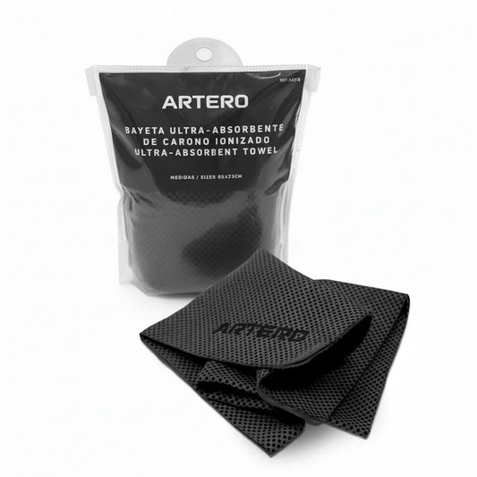 Toalla Artero Samba ultra absorbente con bolsa con cierre zip, ideal para secar perros después del baño o paseo
