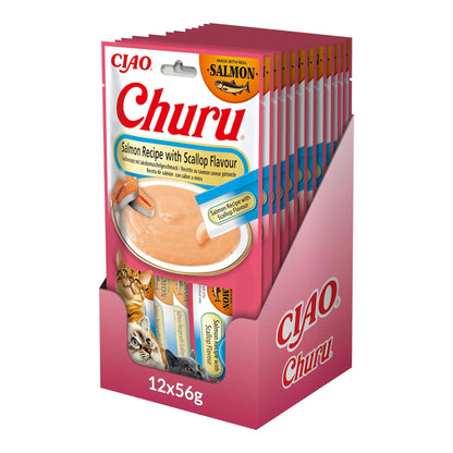 Caja expositora con paquetes de Churu de salmón con sabor a vieira para gatos