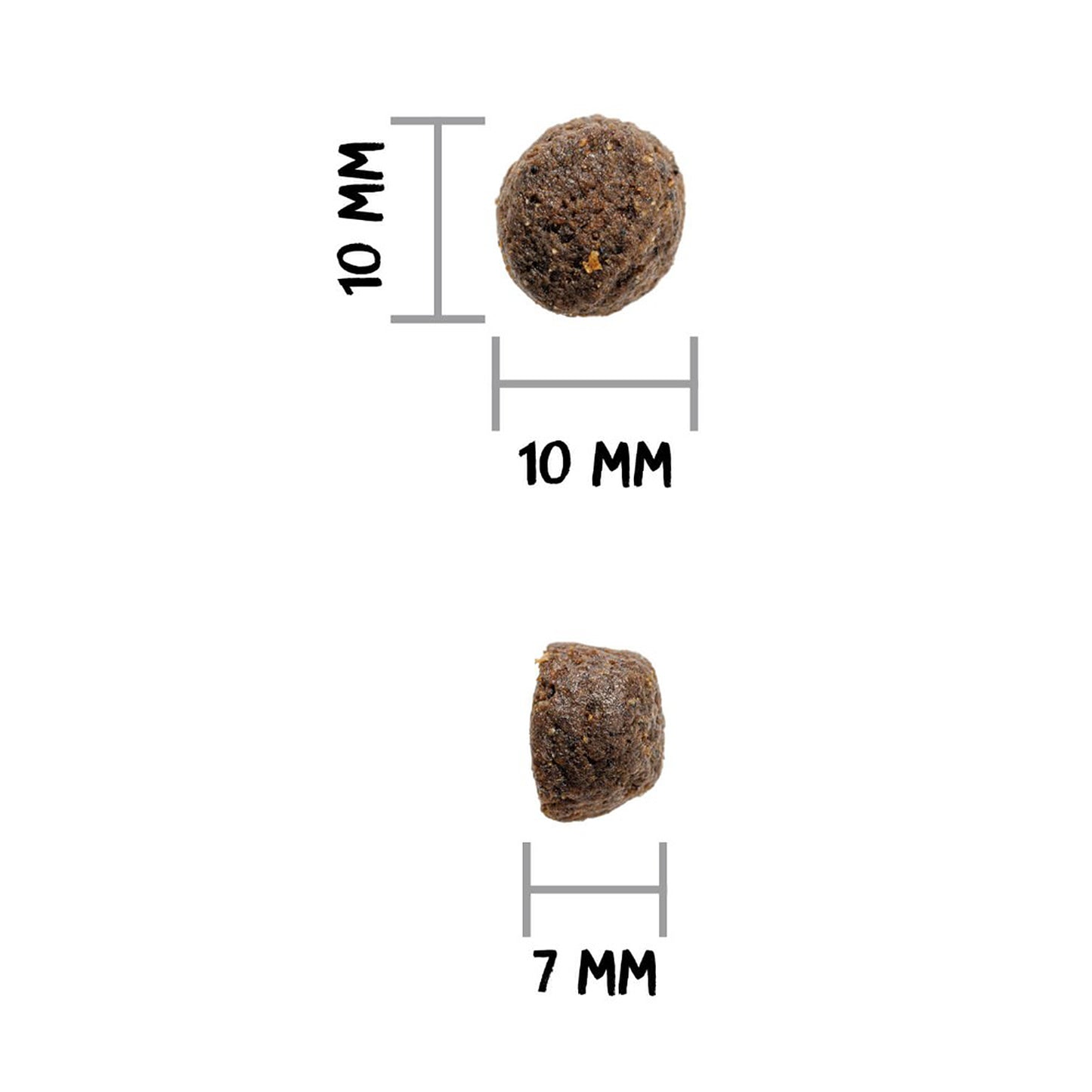 Tamaño de la croqueta del pienso Ownat Grain Free Prime Oil Fish: 10 mm de ancho, 10 mm de alto y 5 mm de grosor, diseñada para facilitar la masticación y proteger la salud bucodental en perros adultos.