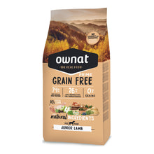 Saco de pienso Ownat Grain Free Prime Junior Lamb para perros pequeños adultos: 74% ingredientes de origen animal ricos en proteínas, 26% frutas y vegetales bajos en carbohidratos, 0% cereales y sin colorantes ni conservantes artificiales.